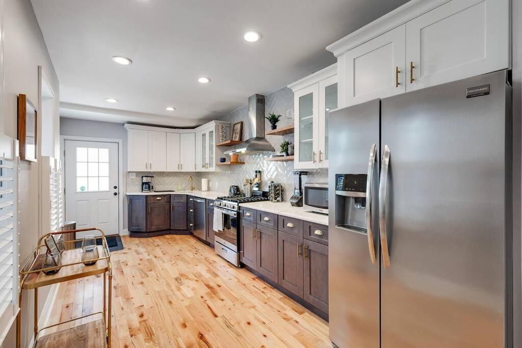 Apartamento Trendy Fairmount Gem-5 Star Location, Roof Deck, Parking, Gr8 For Families Filadelfia Exterior foto