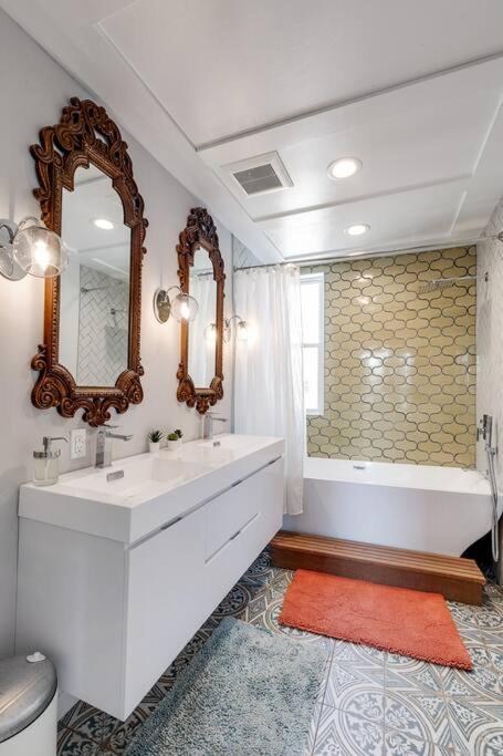 Apartamento Trendy Fairmount Gem-5 Star Location, Roof Deck, Parking, Gr8 For Families Filadelfia Exterior foto
