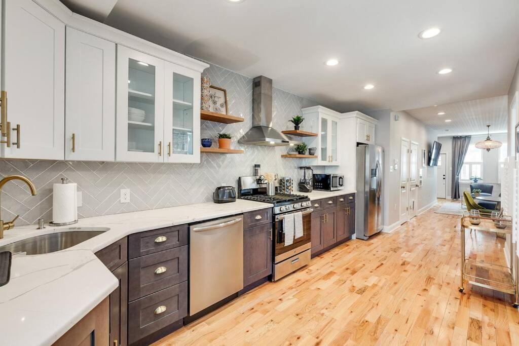 Apartamento Trendy Fairmount Gem-5 Star Location, Roof Deck, Parking, Gr8 For Families Filadelfia Exterior foto